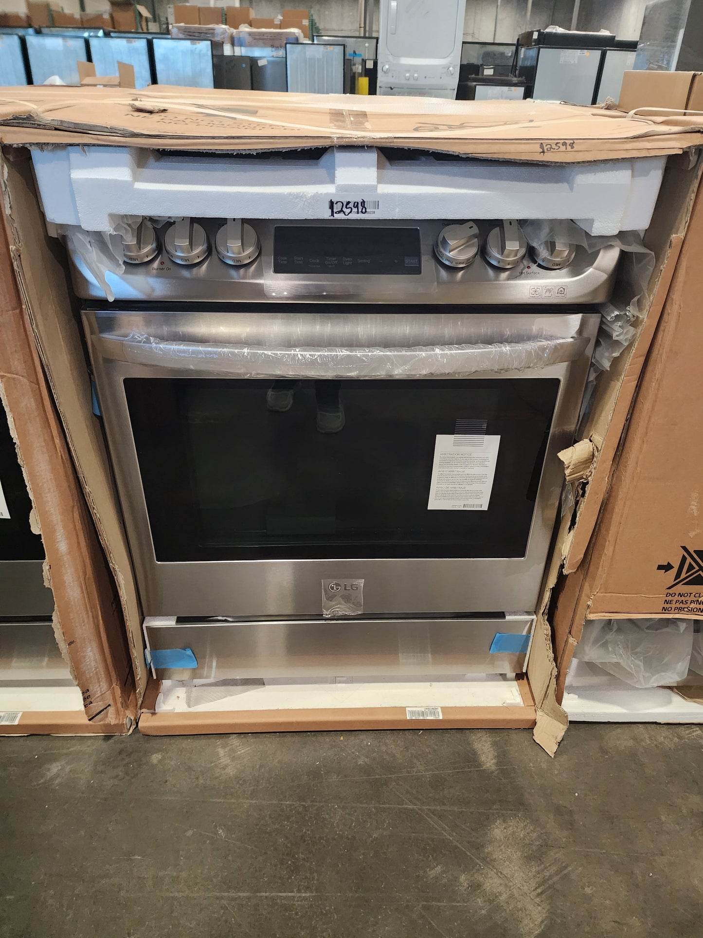 6.3 cu ft. LG Smart wi-fi Enabled ProBake Convection® InstaView® Electric Slide-In Range with Air Fry (LSE4616ST)