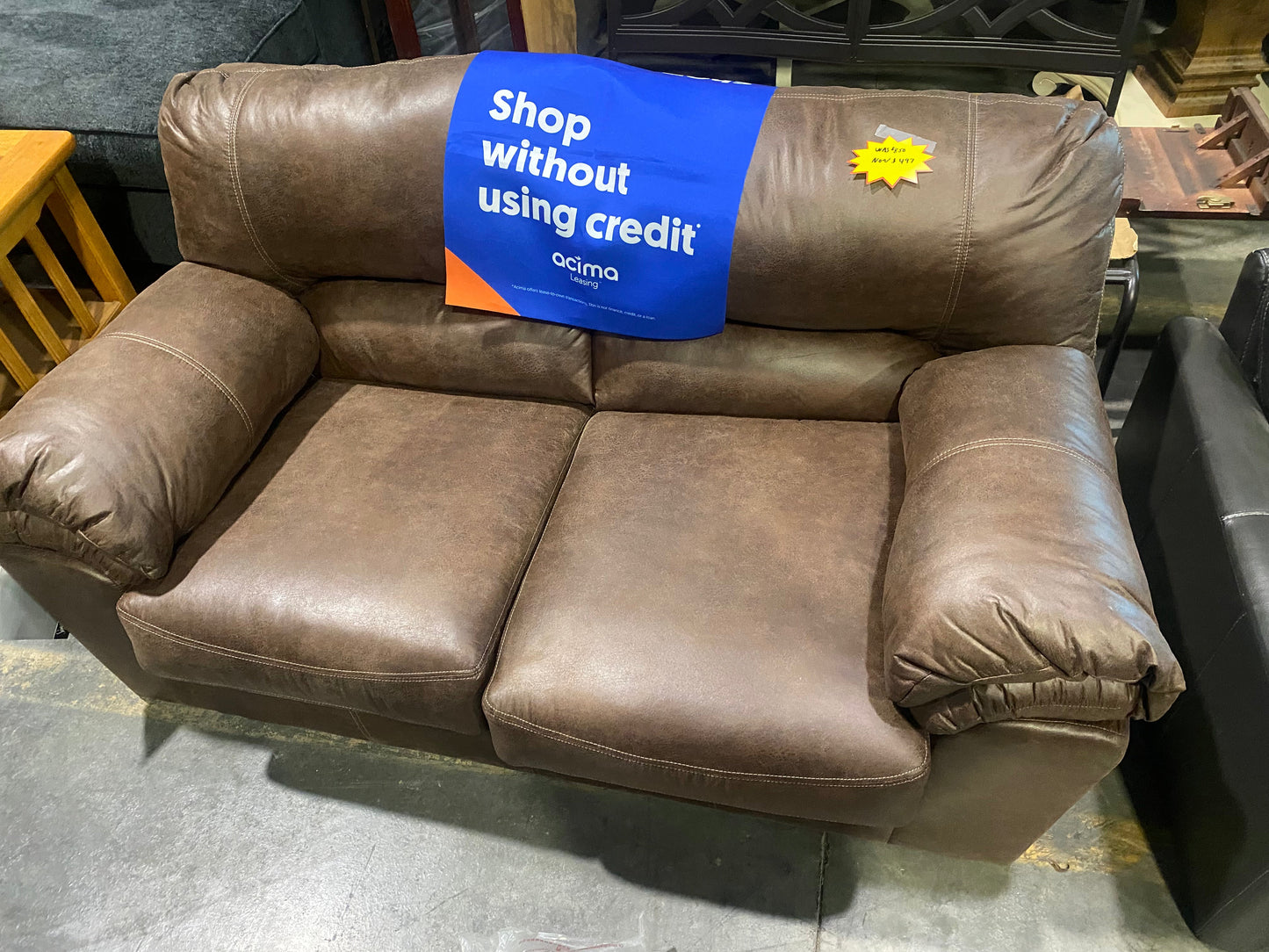 ASSORTMENT OF SOFAS AND COUCHES