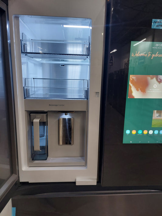 Samsung - 23 cu. ft. Bespoke Counter Depth 4-Door French Door Refrigerator with Family Hub - Charcoal Glass (RF23BB89008MAA)