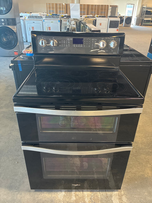 Whirlpool WGE745C0FE 30 Inch Electric Range with 5 Radiant Elements, 6.7 cu. ft. True Convection Oven in Black Ice