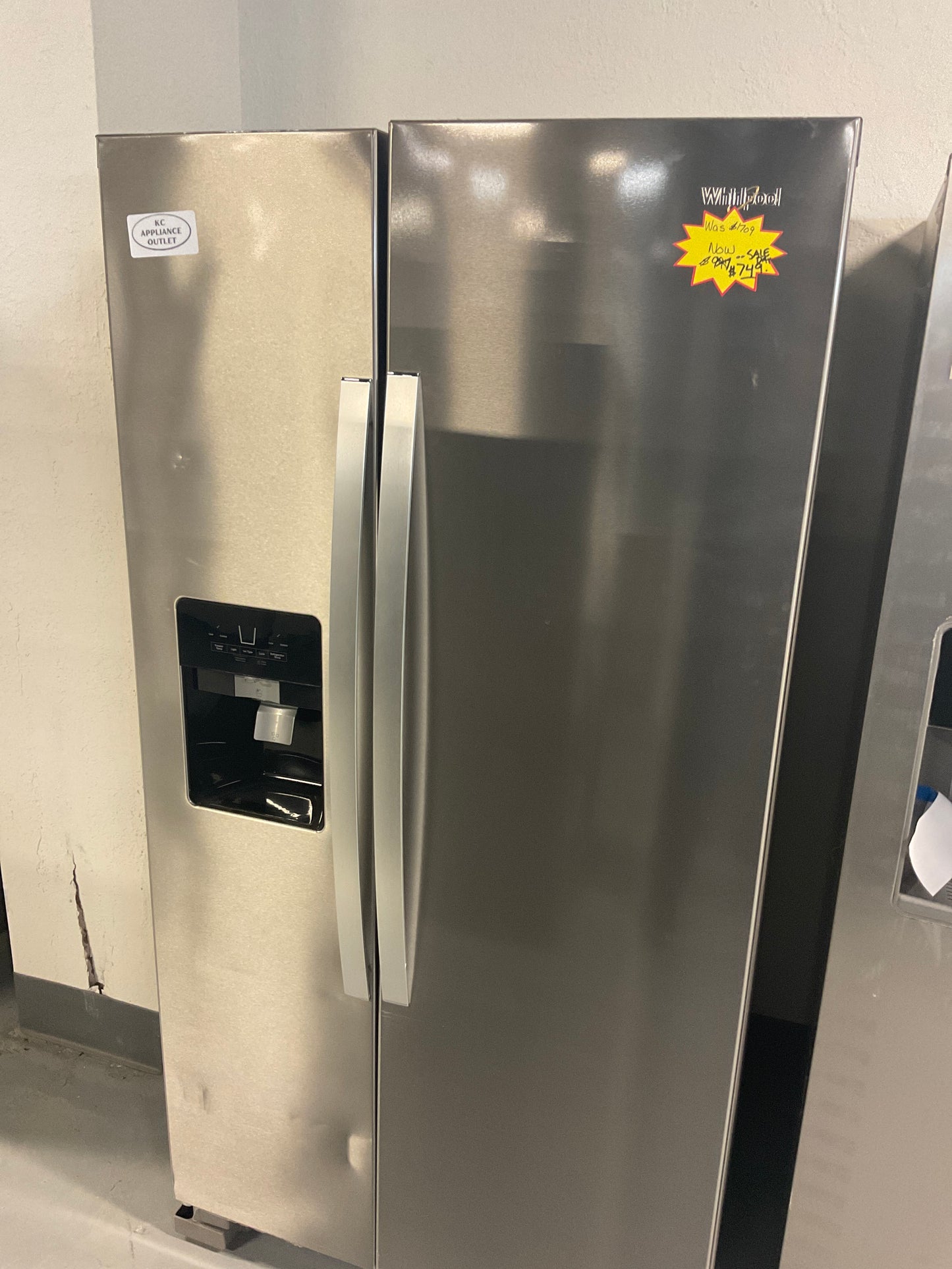 Whirlpool 36 Inch Freestanding Side by Side Refrigerator with 24.51 Cu. Ft. Total Capacity (WRS555SIHZ)