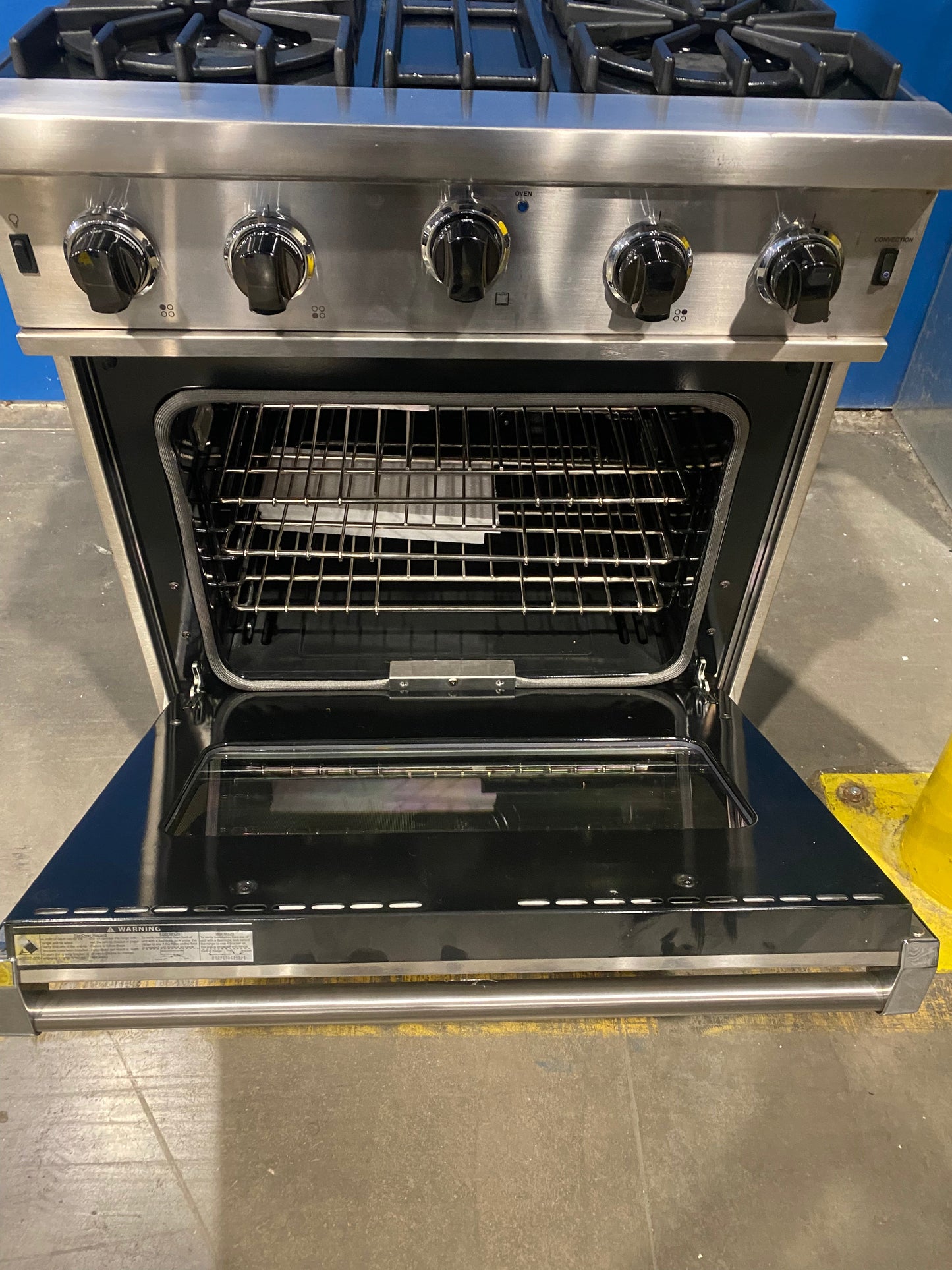 Viking 5 Series VGIC53024BSS 30 Inch Freestanding Professional Gas Range with 4 Open Burners