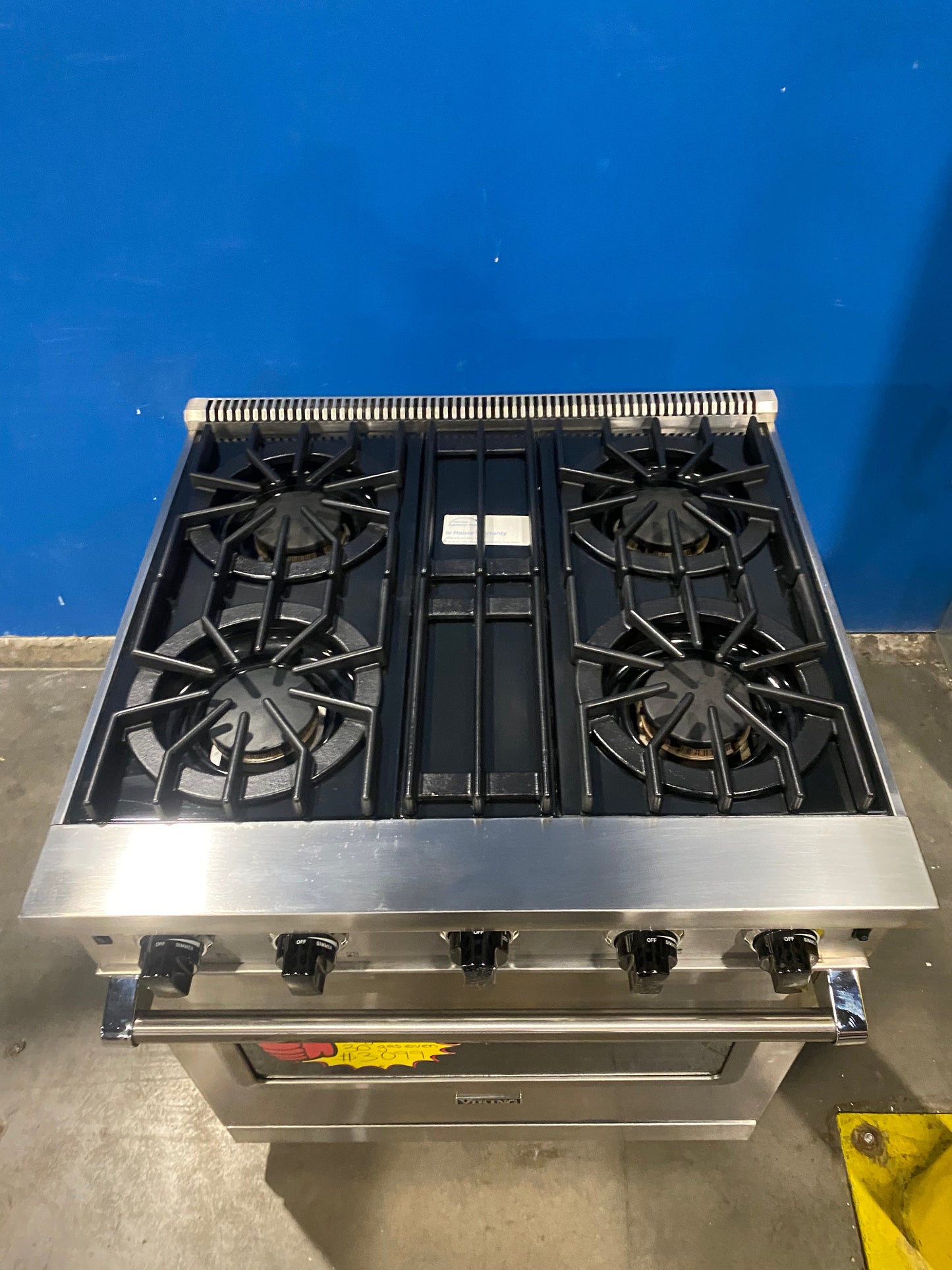 Viking 5 Series VGIC53024BSS 30 Inch Freestanding Professional Gas Range with 4 Open Burners
