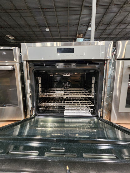 Thermador Masterpiece® Single Wall Oven 30'' Stainless Steel ME301WS
