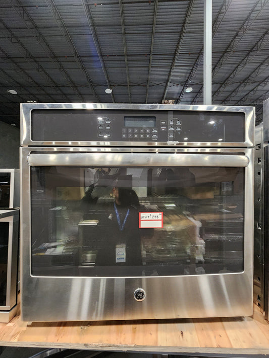 GE® 30" Built-In Single Convection Wall Oven (JT5000SFSS)