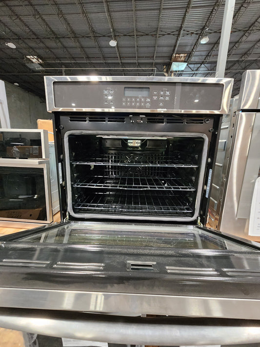 GE® 30" Built-In Single Convection Wall Oven (JT5000SFSS)
